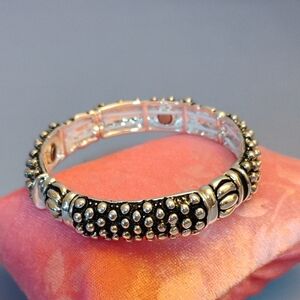 Stauer Silver and Black Stretch Bracelet Bali Bead New in Stauer Navy Blue Bag